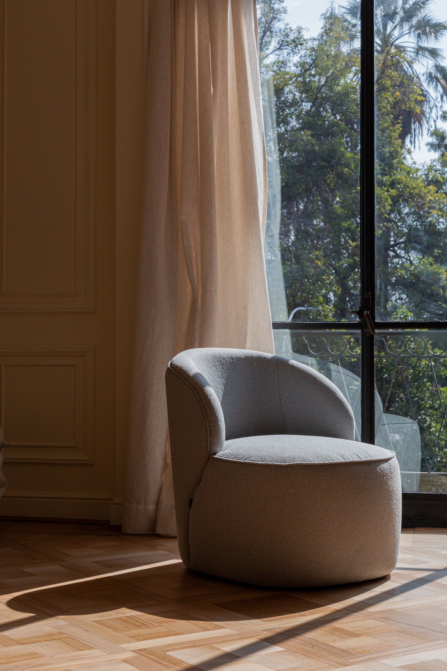 Poltrona Cocoon